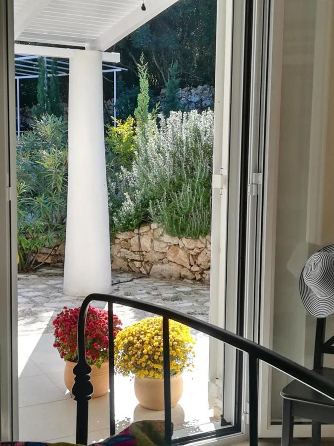 Villa Buras Skinária Buitenkant foto