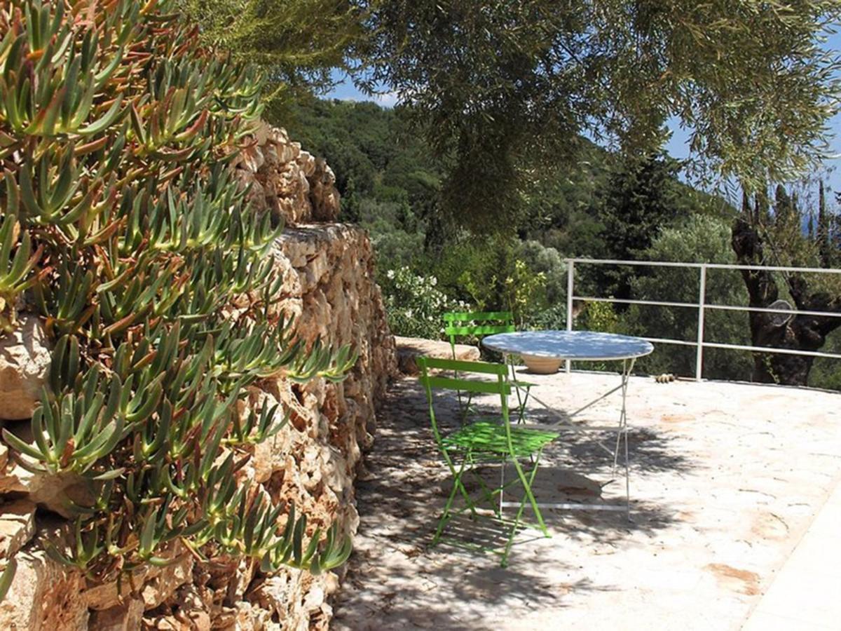 Villa Buras Skinária Buitenkant foto